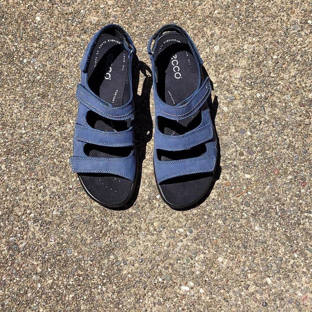 Ecco sandals
